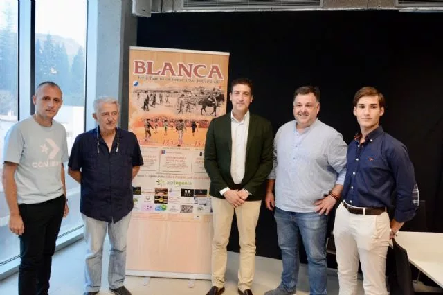 El Ayuntamiento de Blanca presenta la programación de la feria taurina en honor a San Roque 2026 - 2, Foto 2