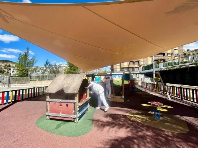 Trabajos de ampliación y renovación en el Parque Municipal de Blanca