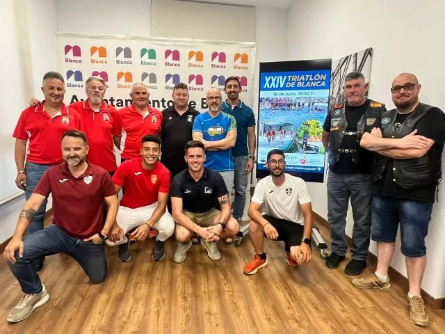 El Ayuntamiento de Blanca presenta el XXIV Triatlón ´Villa de Blanca´ - 2, Foto 2