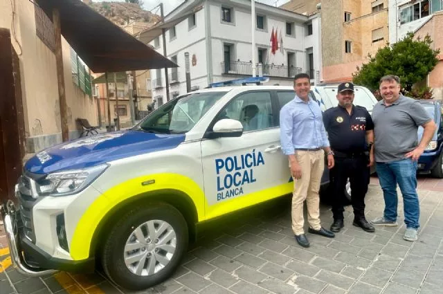 Nuevo vehículo patrulla incorporado al parque móvil de la Policía Local de Blanca